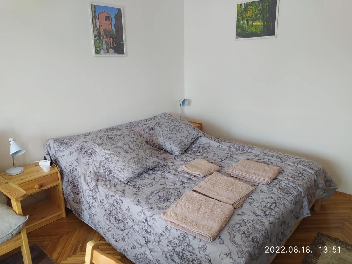 3 Hippos Apartman Budapest Esterno foto